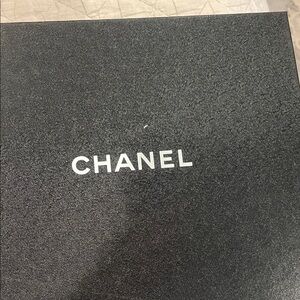 Hermes dad sandal box